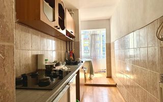 Apartament 2 camere decomandate, etaj intermediar, zona Clabucet - Poză 3