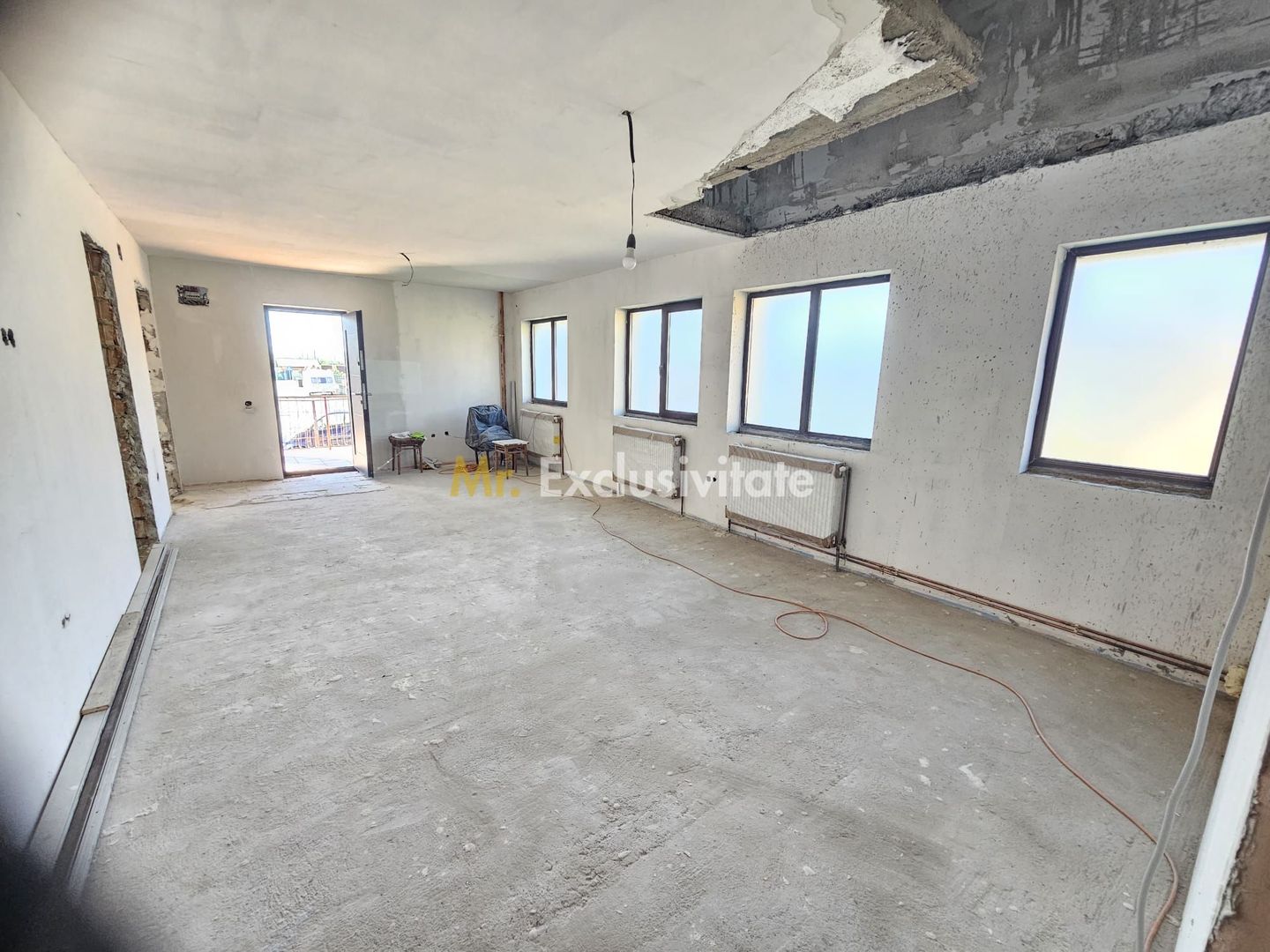 Vila generoasa cu piscina,garaj subteran si curte cu terasa-Turda - Poză 27