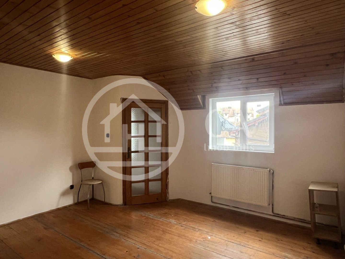 Casa cu 6 camere de inchiriat zona centrala, Oradea - Poză 19