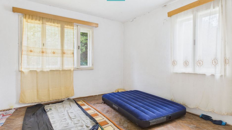 Casă cu teren generos Vărădia de Mureș - Stejar - Poză 23