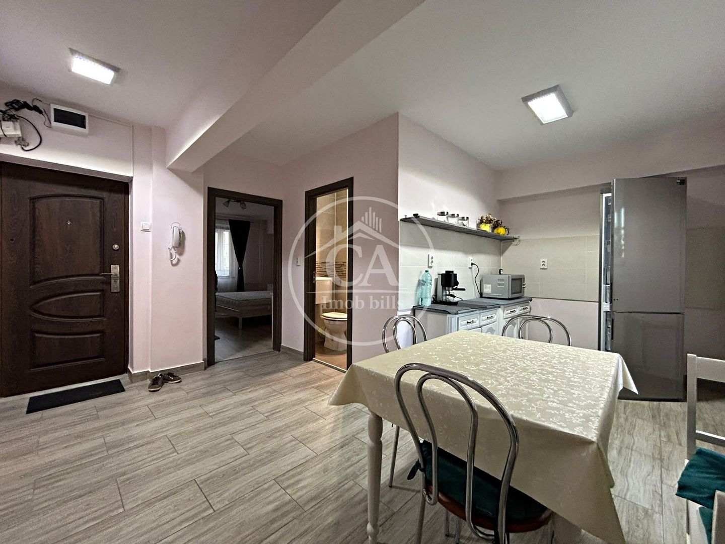 Apartament cu 3 camere de închiriat în zona Nufarul , Oradea - Poză 7