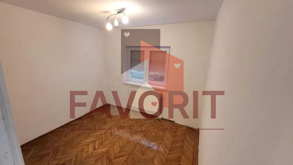 Apartament 3 camere decomandat | Zona Aradului - Poză 1