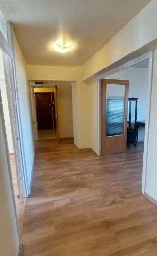 Vand apartament 4 camere situat la 10 min de Piata Unirii - Poză 6