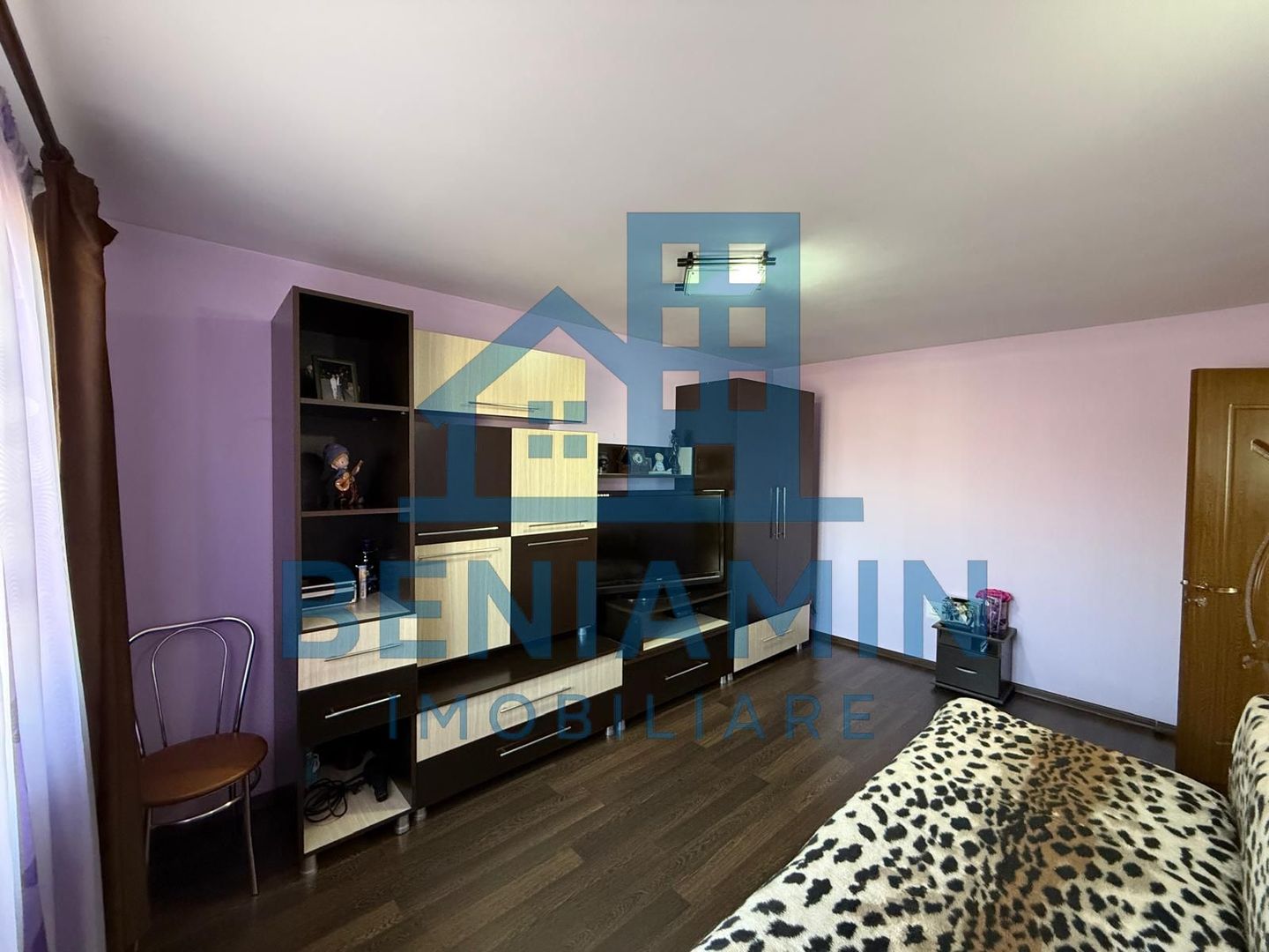 Casa P+1-cu 3 dormitoare-2 bai-Living-Bucatarie-Bariera Valcii - Poză 14