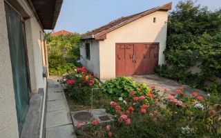 Casa 4 cam., teren 788 mp, str Argesului - Poză 3