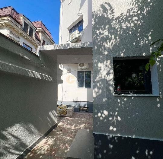 Vila tip Duplex - complet renovata - zona Aviatorilor - Poză 14