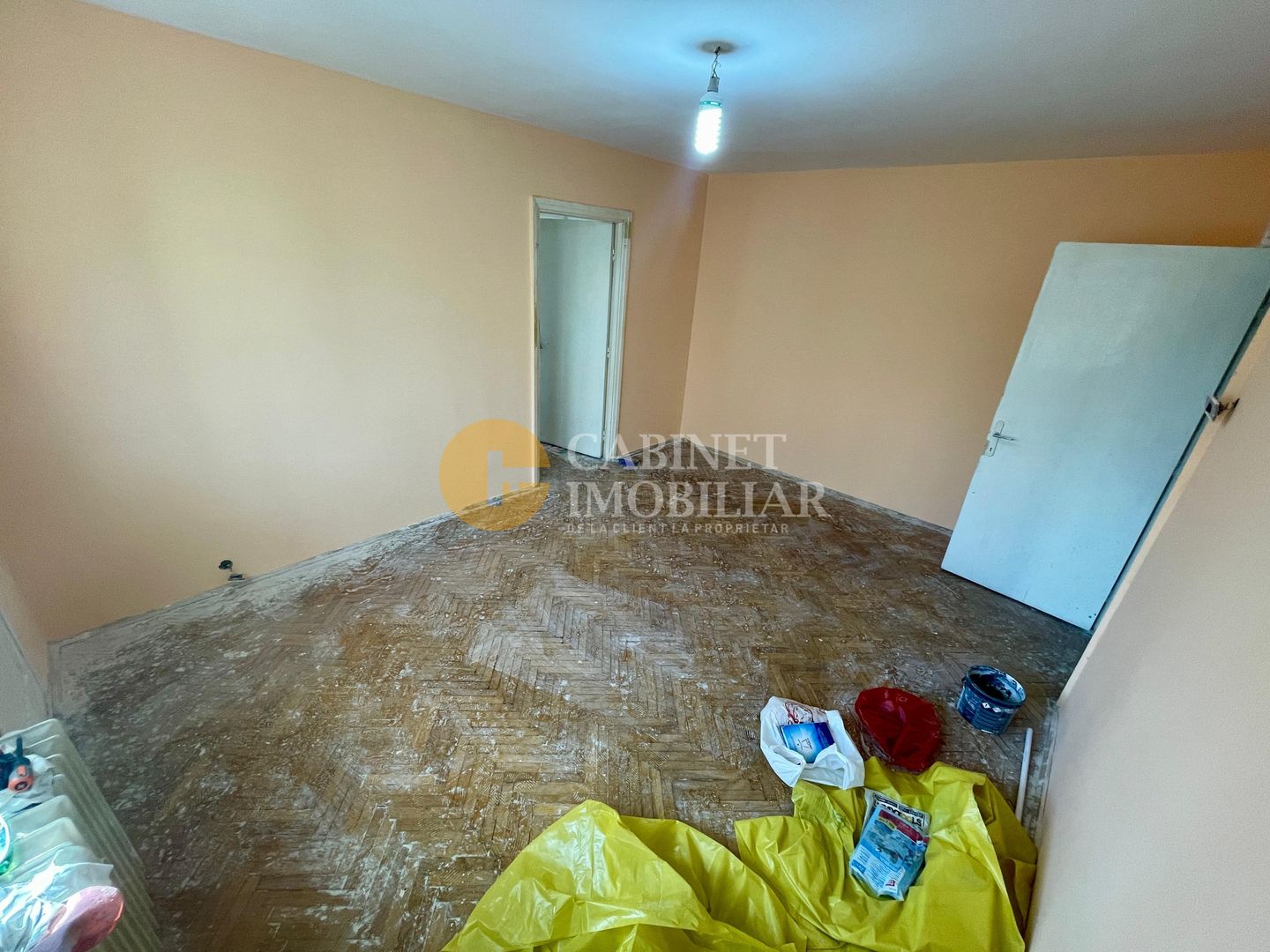 Apartament cu 2 camere - Etaj 2 - Bloc Fara Risc - Zona Podu Ros - Poză 2