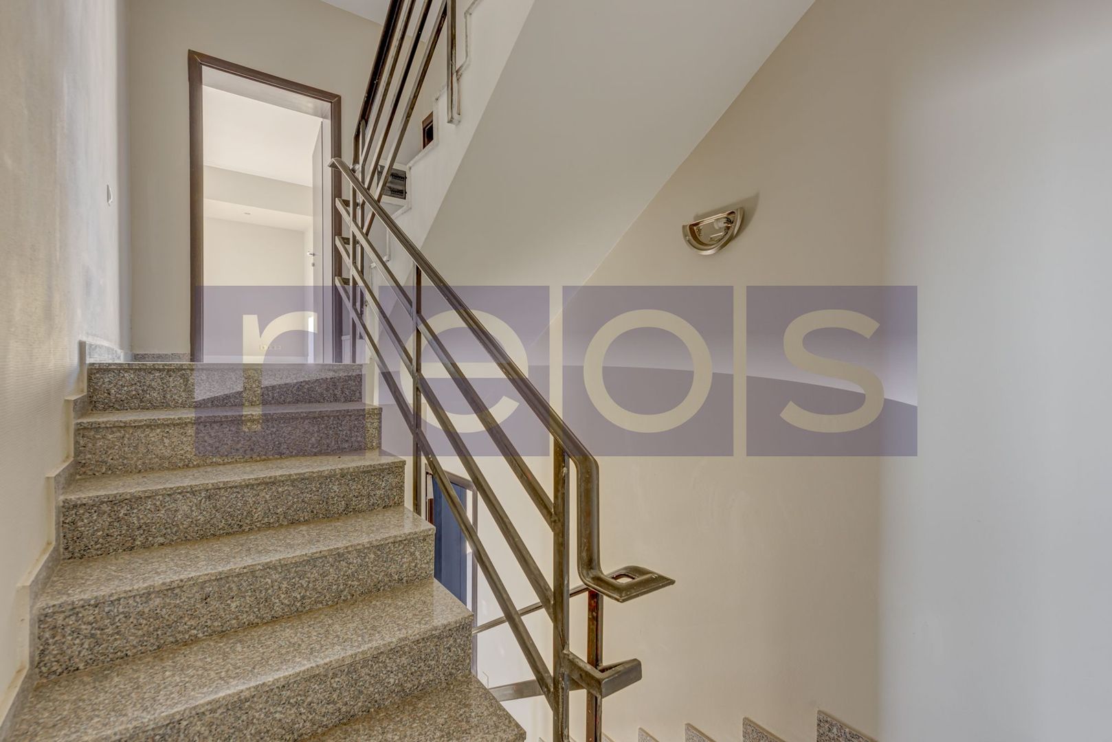 VANZARE VILA 7 CAMERE + GARAJ | 217 MP | TERASA 65 MP | ZONA BANEASA - HERASTRAU - Poză 17