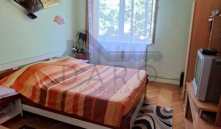 De vanzare Apartament cu 3 camere - Poză 5