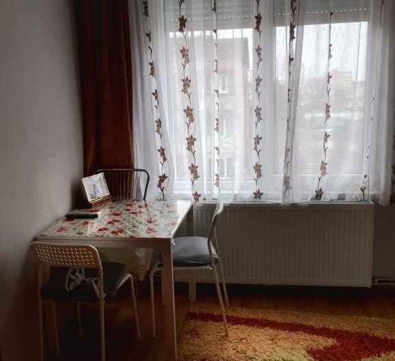 Apartament cu 2 camere de vânzare în Micro 14, Satu Mare - Poză 1