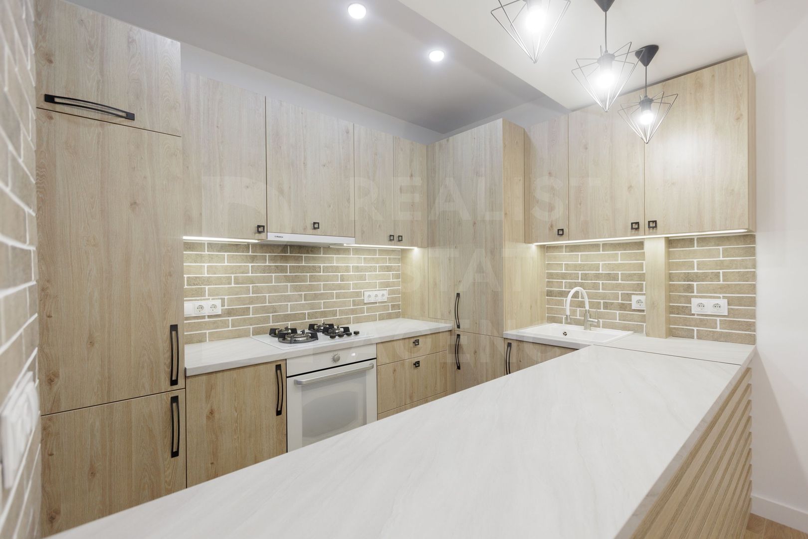 Vânzare, apartament, 2 camere, str. Calea Iesilor, sectorul Buiucani - Poză 1