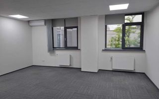 Spatiu Sf. Lazar ( Palas) - 899 euro - Poză 1