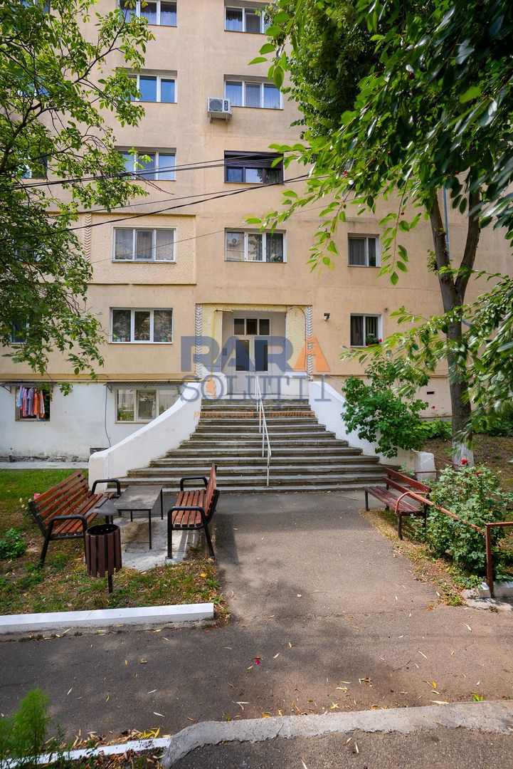 Apartament 3 camere, două băi, Bd. Roman Mușat - Poză 14