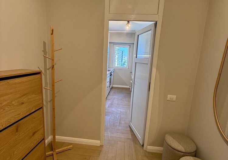 Studio 42 mp Vitan Mall, Prima Inchiriere, renovat - Poză 6