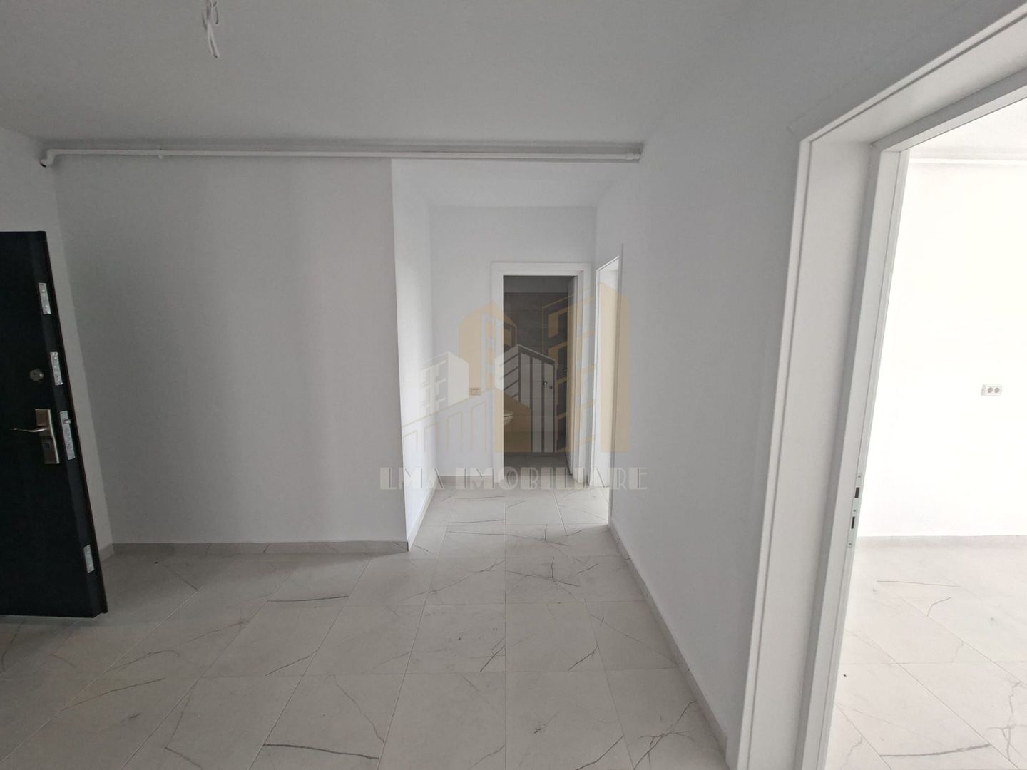 Apartament 3 camere Subcetate City 2 Sanpetru Brasov - Poză 2