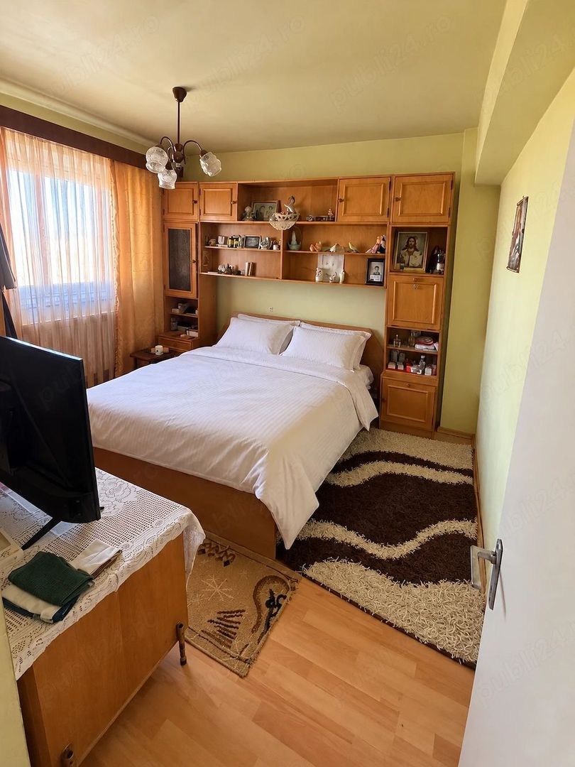 Apartament  de vanzare 4 camere, 102 mp,   Soseaua Alba Iulia - Poză 2