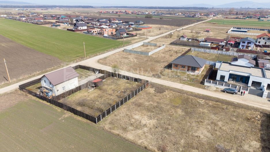 Teren 500 mp, împrejmuit, curent și internet pe teren, cu proiect și autorizație - Poză 16