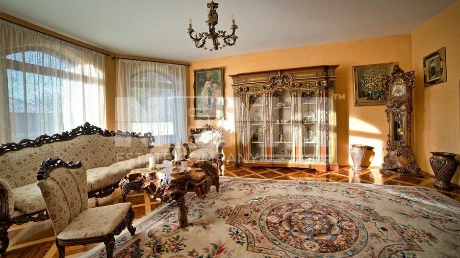 Vila de Vanzare | Rădăuți, Suceava | Pret:  350.000€ - Poză 3