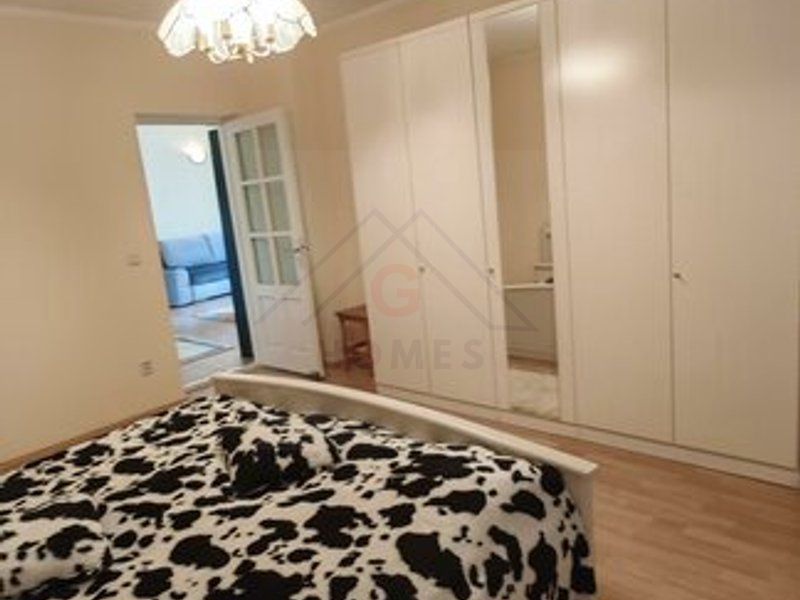 CASA solida, spatioasa (140 mpu) LA PRET DE APARTAMENT! Comision zero! - Poză 14