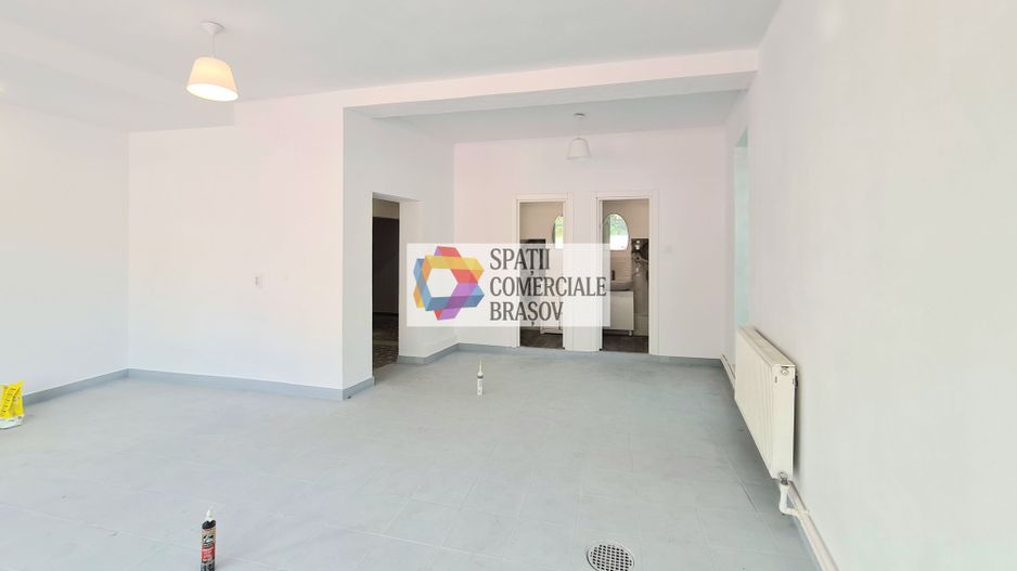 Spatiu comercial de închiriat cu 380v Brasov - 82 mp # spatii-comerciale-brasov - Poză 1