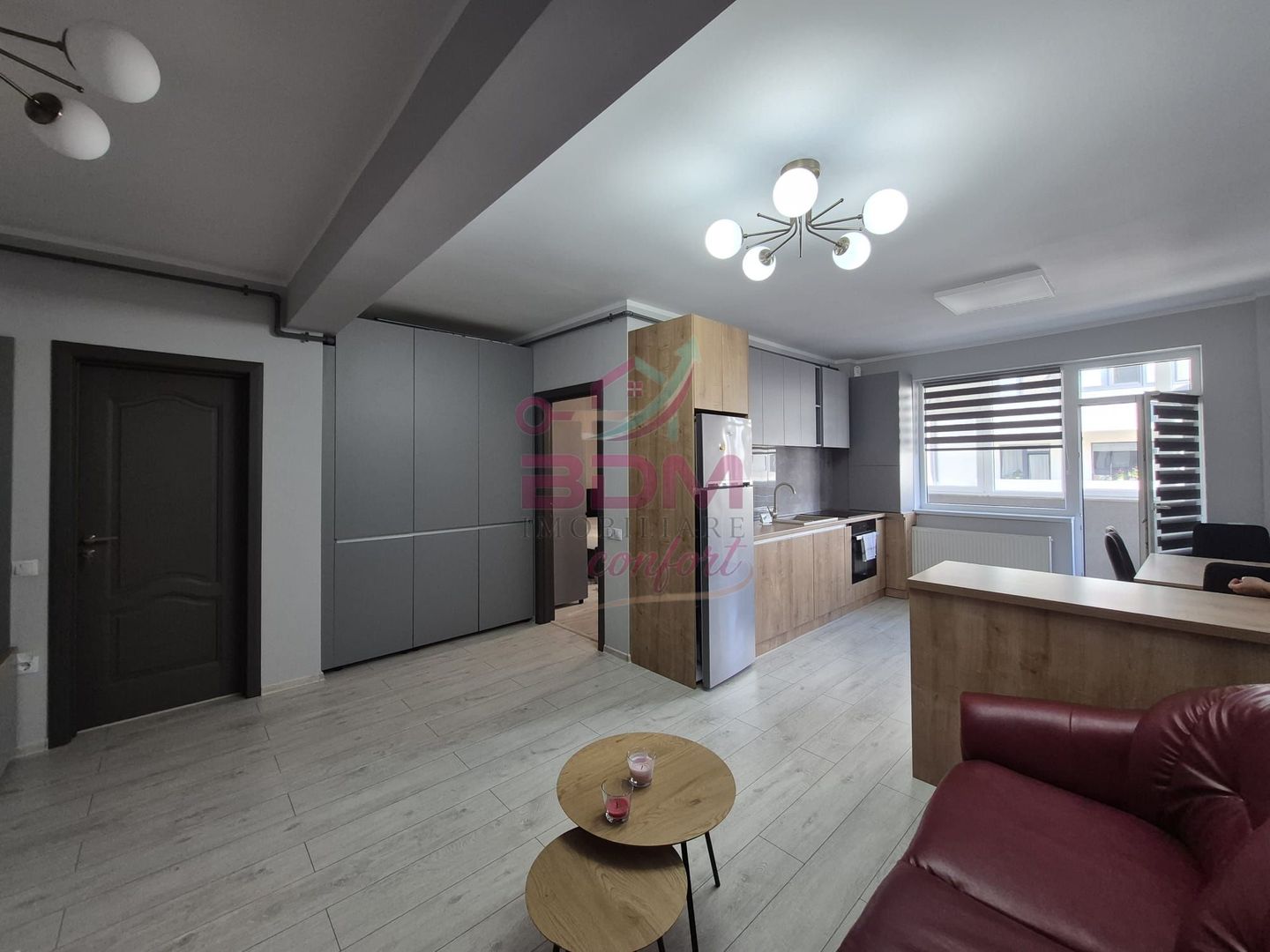 Apartament 2 camere I modern I etaj 1 I parcare I zona Terra - Poză 1
