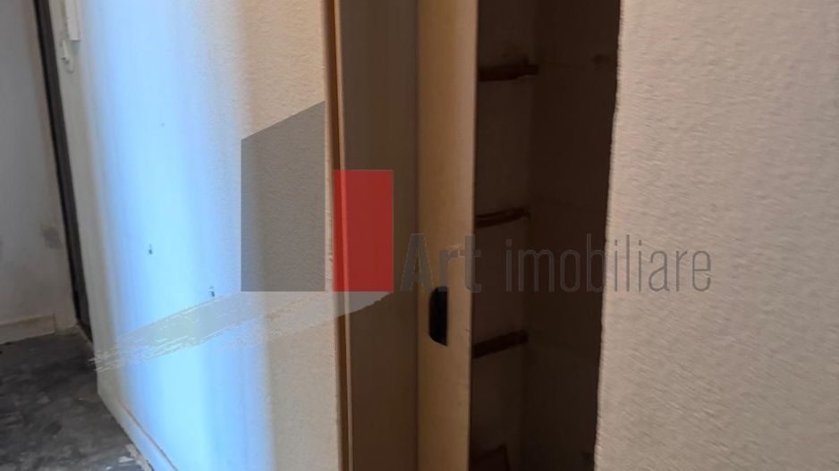 Vânzare apartament 3 camere Piața Progresu - Poză 11