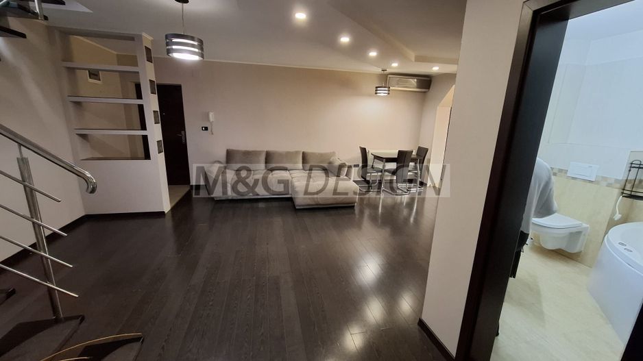 Apartament pe 2 nivele intrare Dumbravita - Poză 11