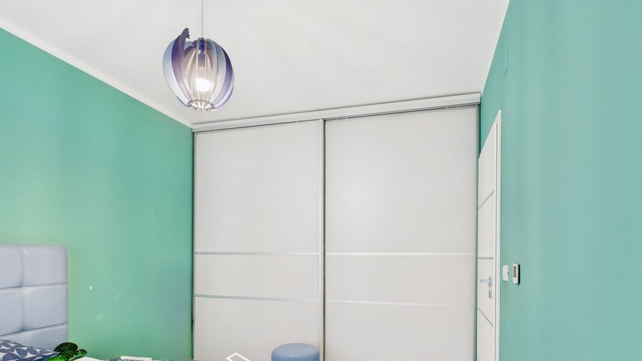 Casă patru camere în locație privilegiatǎ în Dumbrăvița - Poză 16