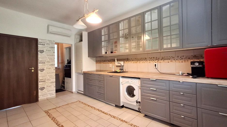 De Vanzare Casa  cu 4 camere  zona Tunari - Poză 9