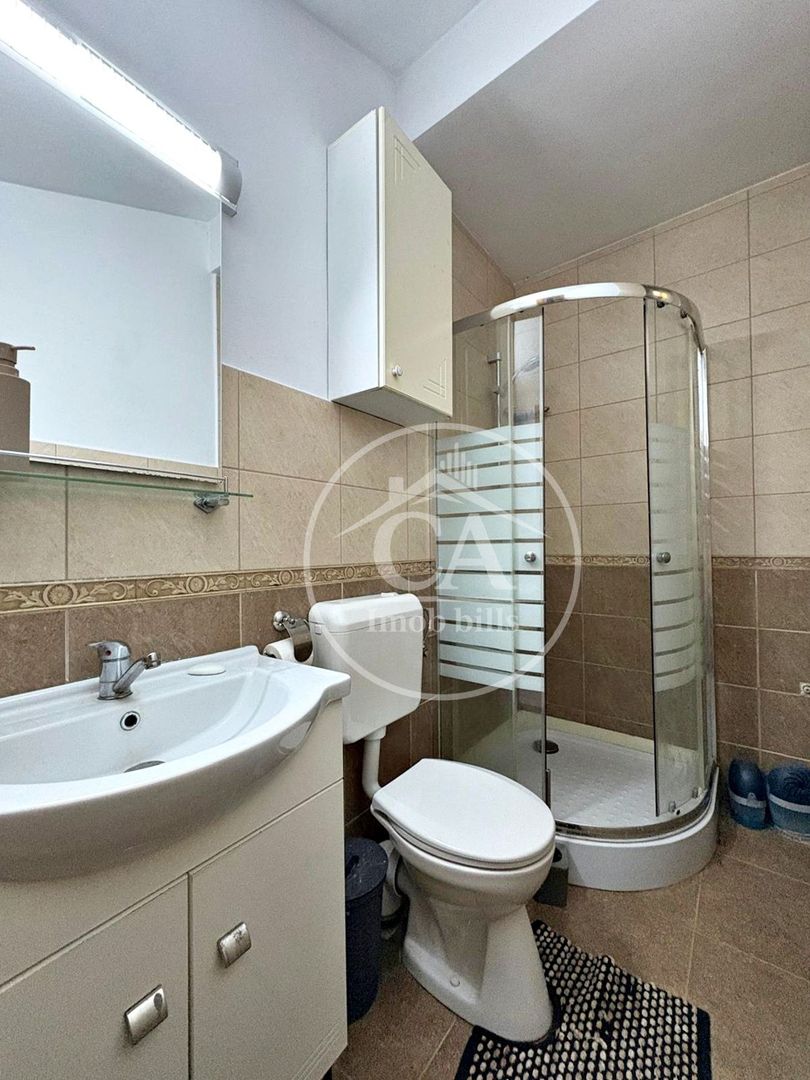 Casa de inchiriat cu 3 camere la curte comuna in zona centrala, Oradea - Poză 9