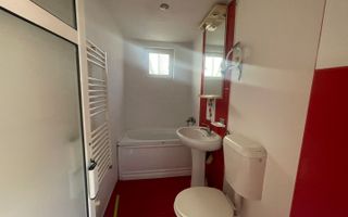 2 Case intr-o Curte/Zona Ultracentrala/Pretabil activitati Comerciale - Poză 11