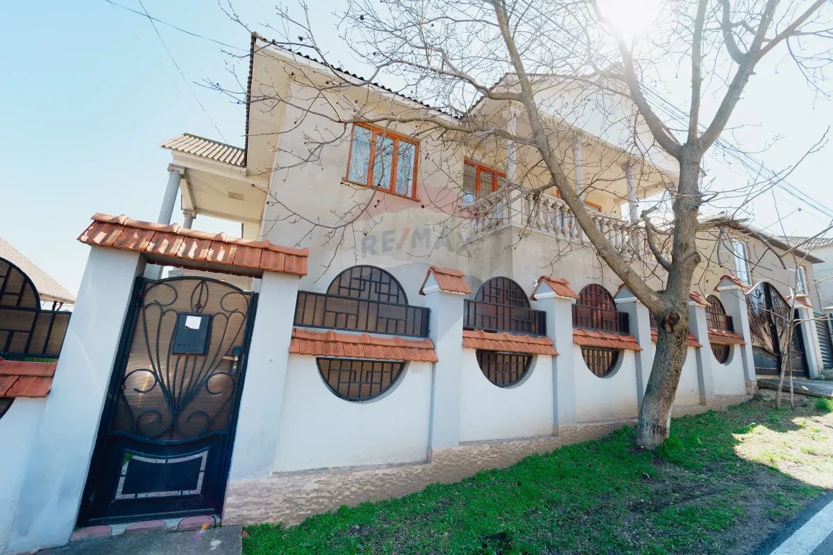 De Vinzare Casa în 2 nivele or. Orhei, - Poză 4