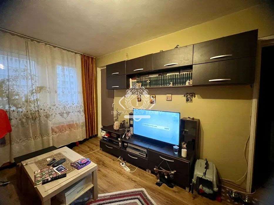 Apartament 3 camere semidecomandat de vanzare in zona Camil Ressu - Poză 3