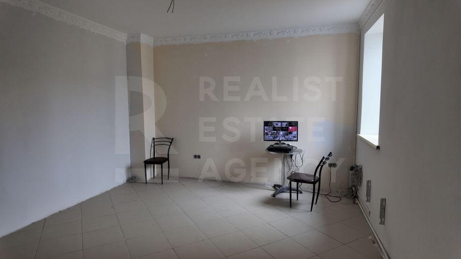 Vânzare spațiu comercial de 1,278mp, str. Feroviara, Ungheni - Poză 6