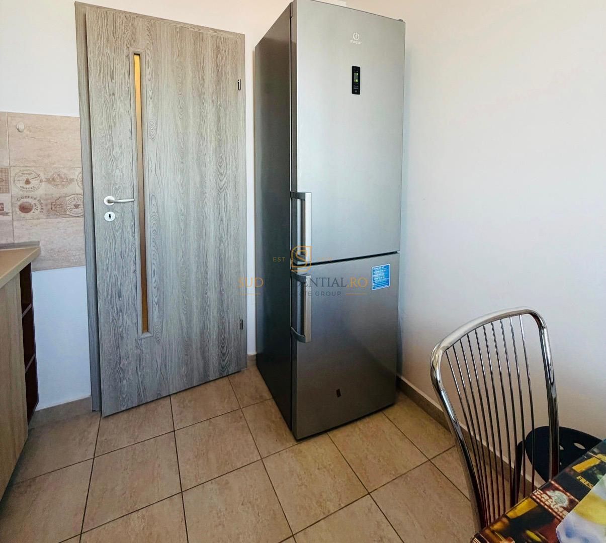 Apartament de inchiriat, 2 camere, Loc de parcare, metrou Berceni - Poză 6