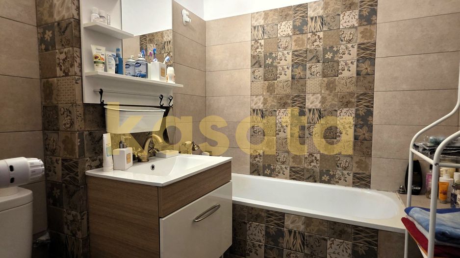 Apartament 3 camere, 81 mp, renovat 2019 – spațios, luminos - Poză 8