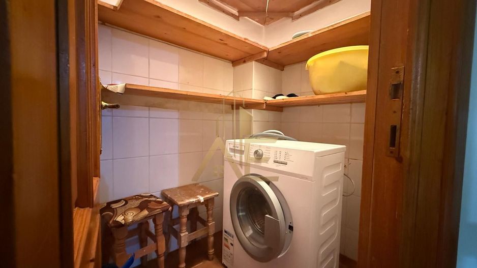 ULTRACENTRAL -Apartament de vanzare 3 camere decomandat - Poză 3