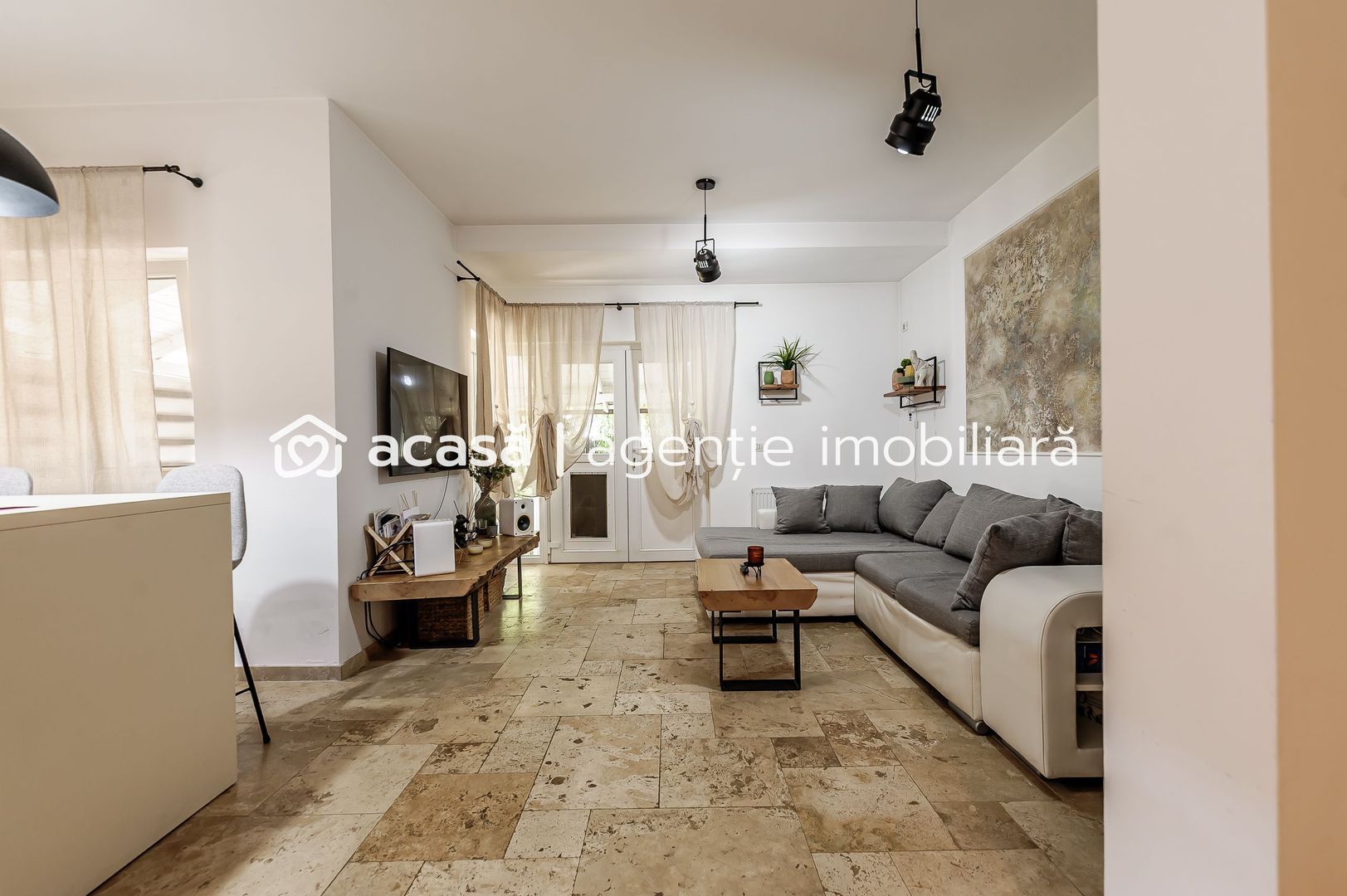 Casă de vânzare – Via Carmina, Vladimirescu -zonă rezidențială premium - Poză 6