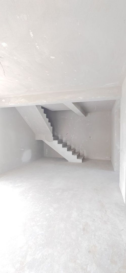 Casă nouă de vânzare - Poză 4