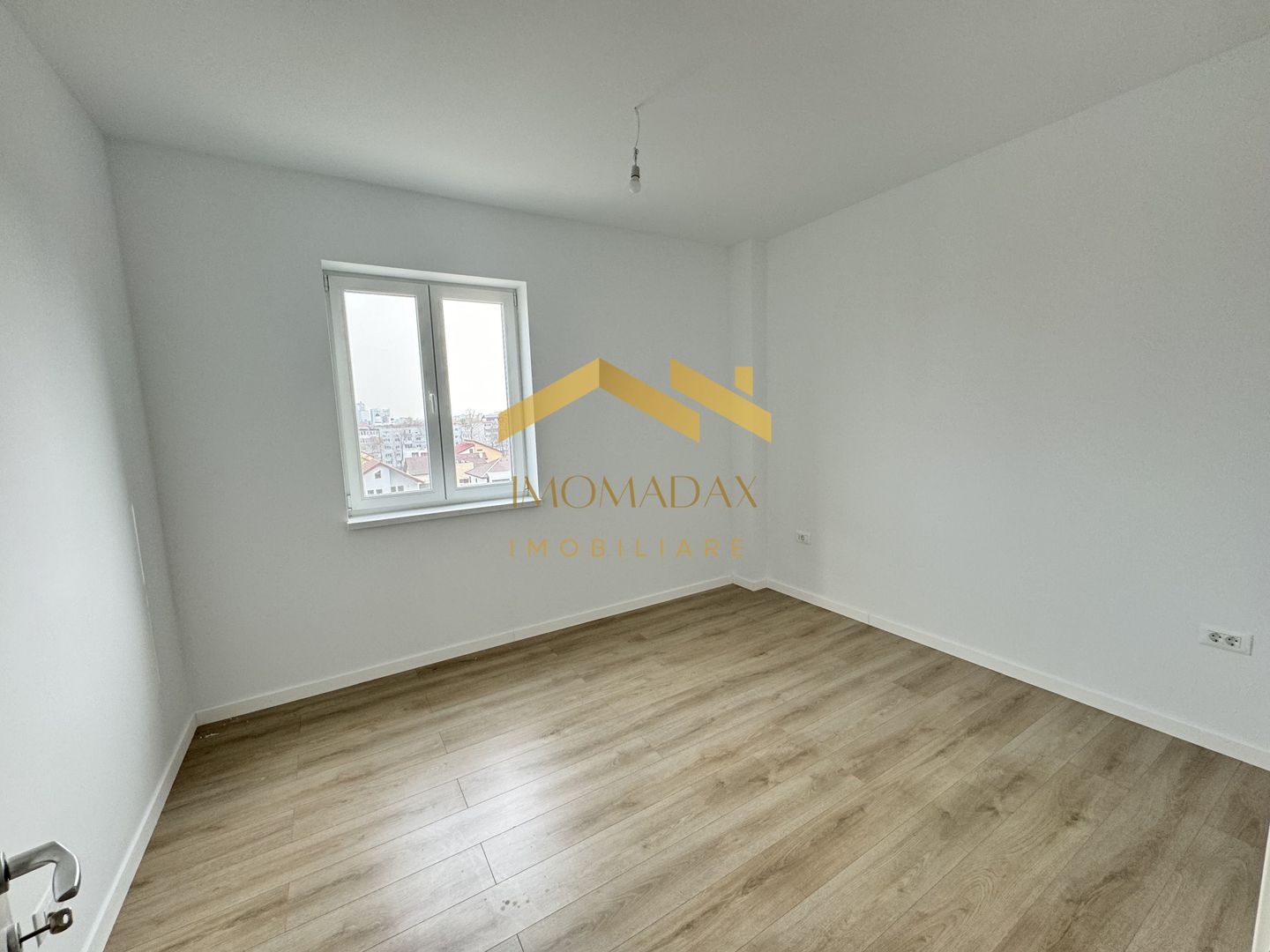 Aradului- 2 Camere-Etaj 1 - Poză 9