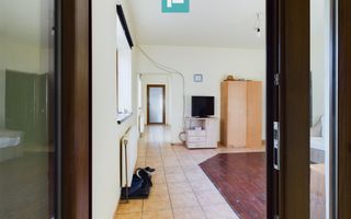 Casă cu 5 camere în Vladimirescu - Poză 17