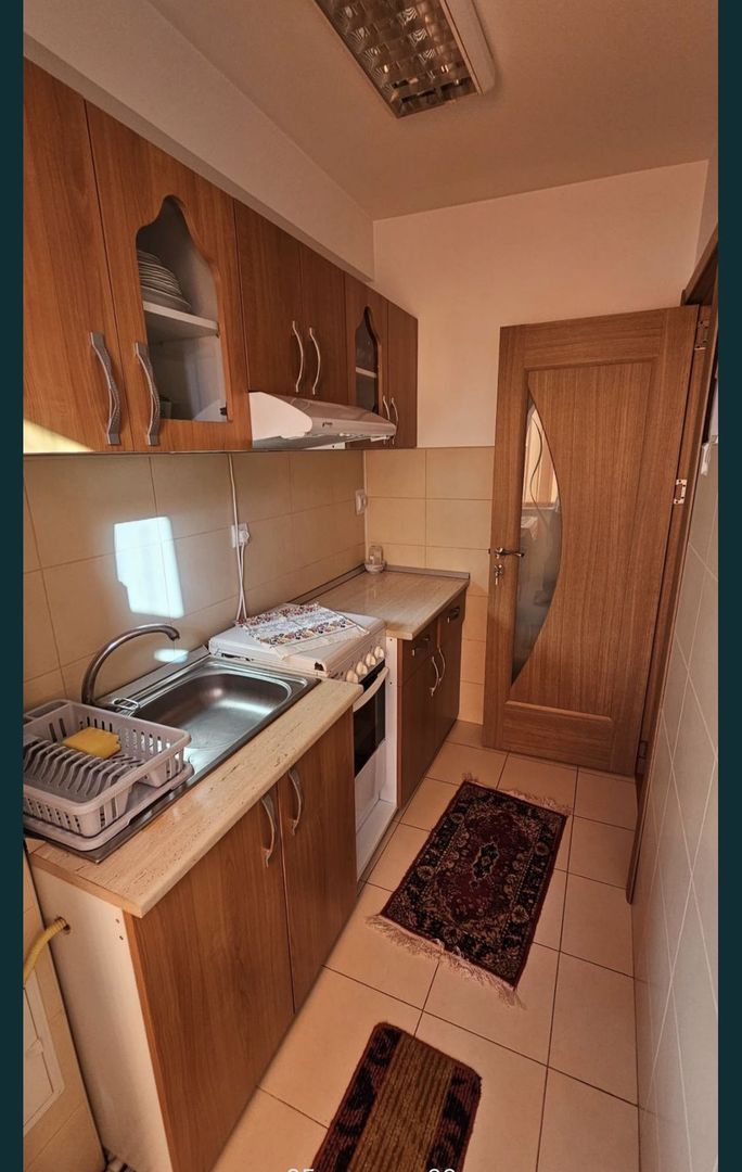 Vand garsoniera luminoasa in zona City Park Renovata, mobilata/utilata - Poză 5