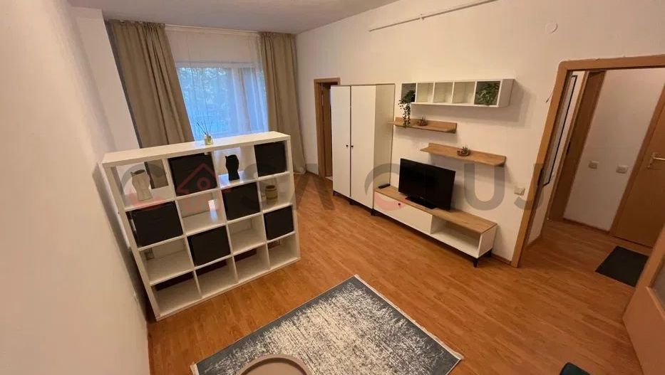 Decomandat, cameră spațioasă și acces rapid spre oraș – Petrom, Iris - Poză 1