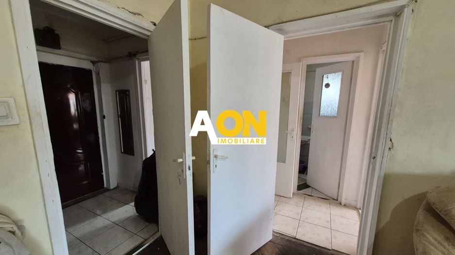 Apartament 2 Camere, Decomandat, 47 mp, Et. 7, Zona Cetate - Poză 3