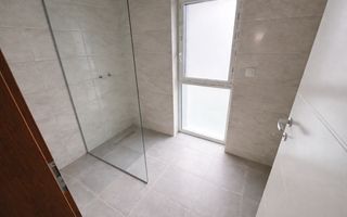 De închiriat apartament două camere, decomandat- Barc - Poză 2