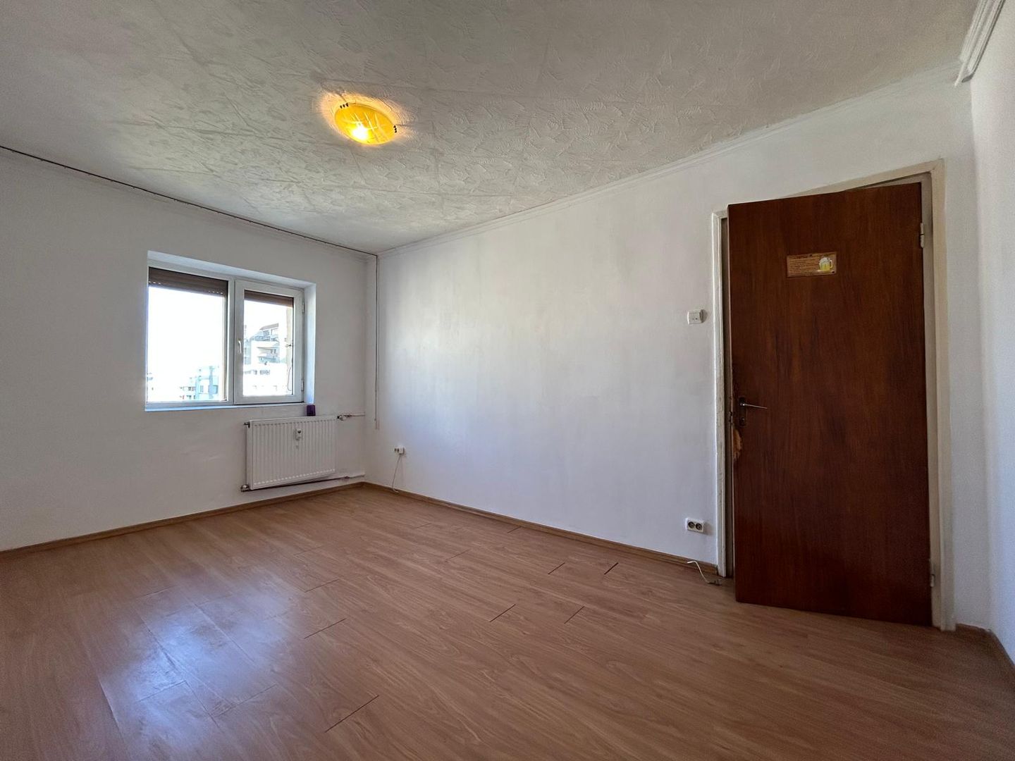 Ap. 3 camere Câmpia Libertății circular bl. anvelopat, parc IOR metrou - Poză 4