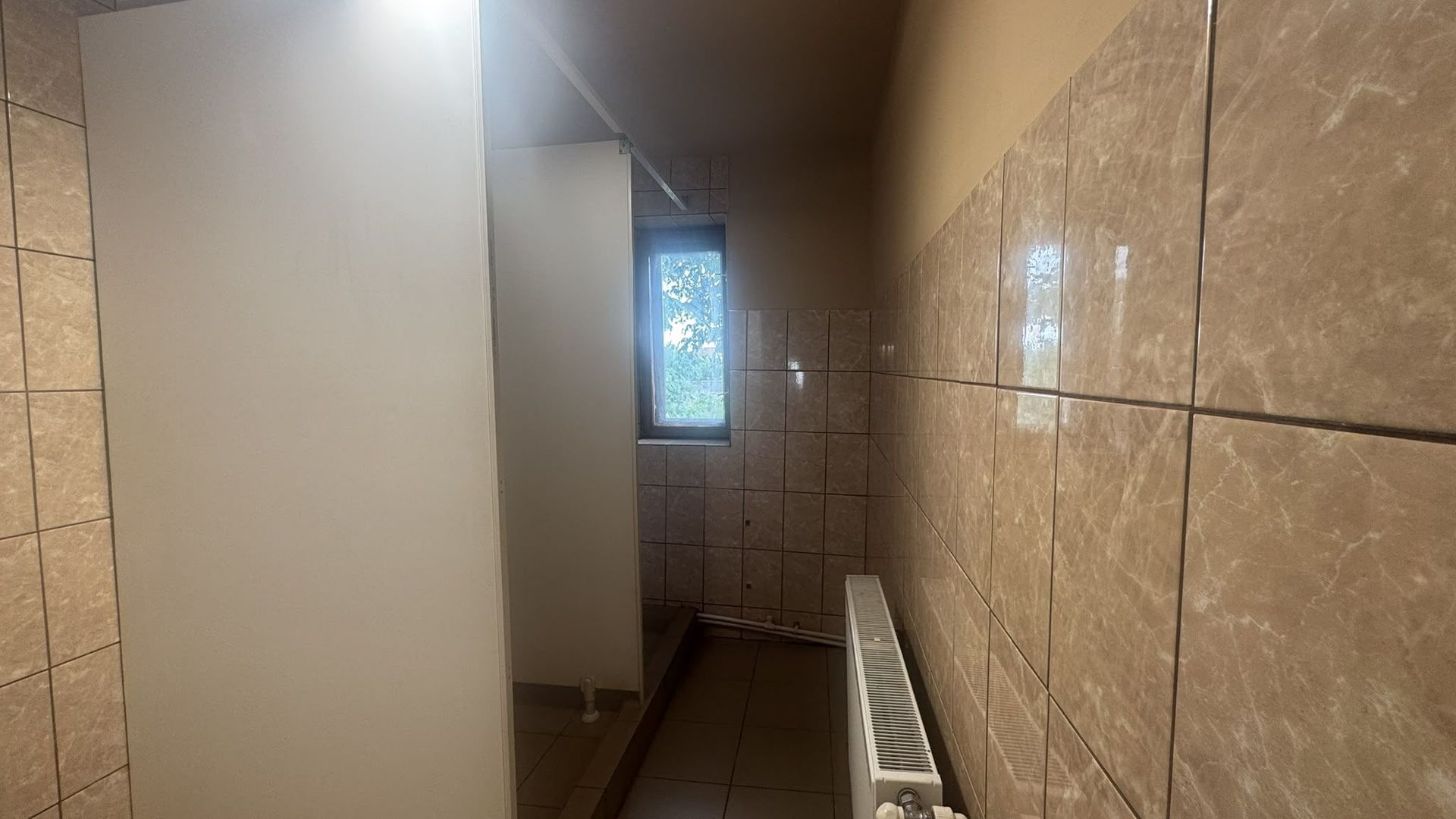 Casa de inchiriat 15 locuri cazare angajati, muncitori Micalaca Arad - Poză 11