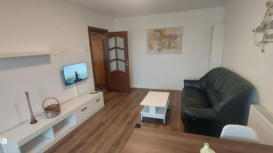 Apartament 3 camere Sebastian chiar la intersectir cu Rahova - Poză 1