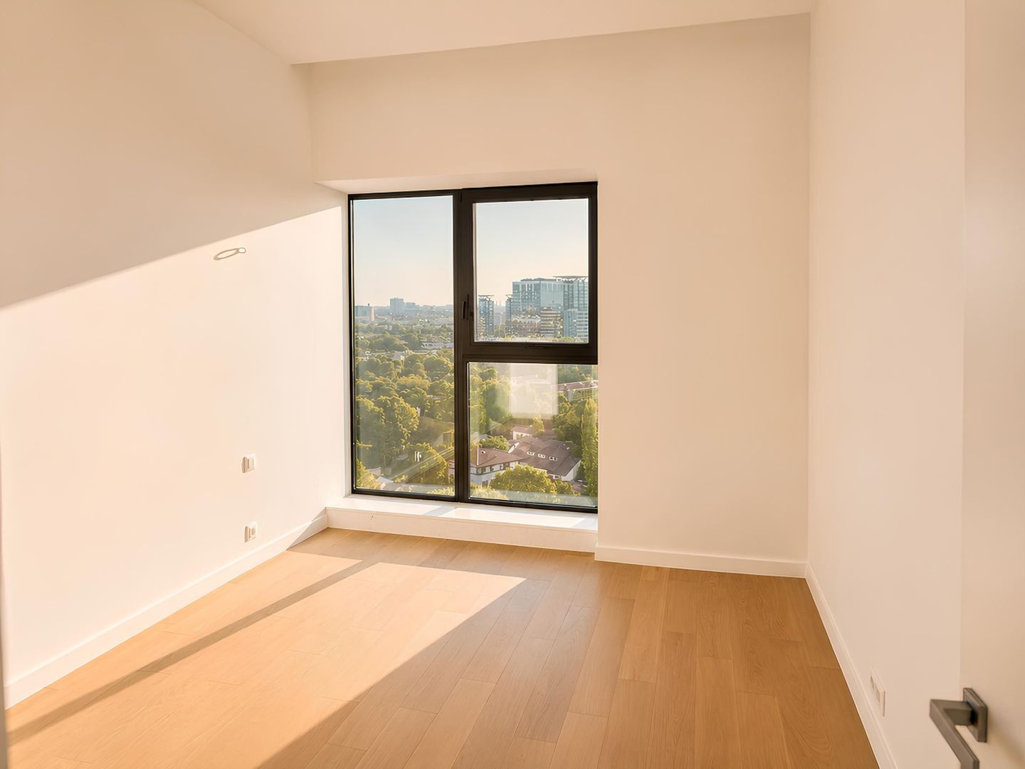 Apartament luminos cu 3 camere | One Verdi Park  I Etaj 13 - Poză 11