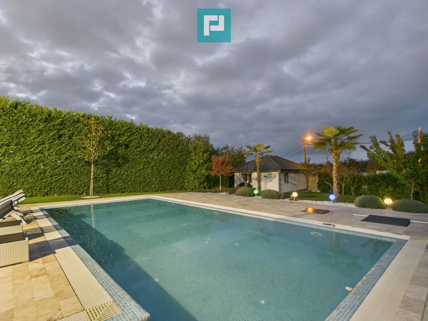 Casă de lux Oncea, piscină, 400 mp - Poză 59